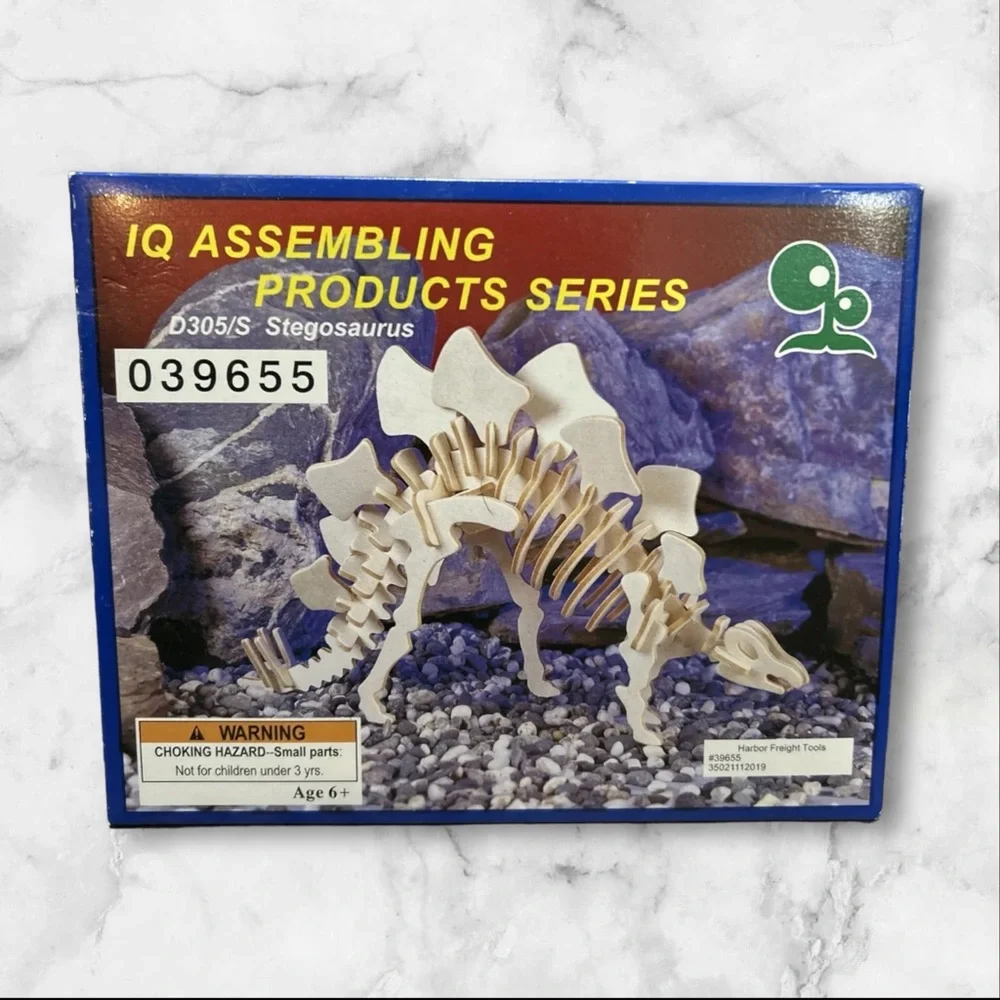Dinosaur 3D Wood puzzle Building Sets IQ Assembling Products Series Lot of 2